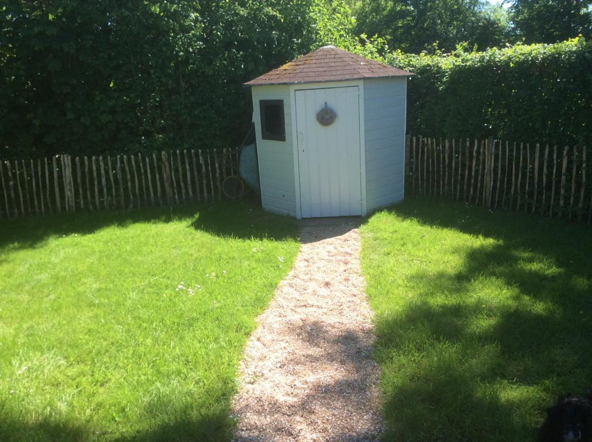 Klein Geluk Villa Warmenhuizen Bagian luar foto